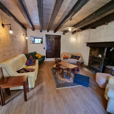 Grande Maison Chaleureuse Ferienhaus Bazus-Aure