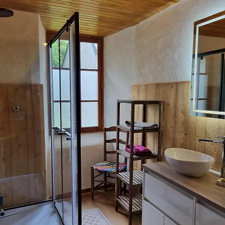 Grande Maison Chaleureuse * Bazus-Aure