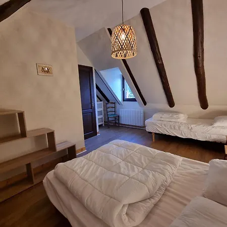 Grande Maison Chaleureuse Ferienhaus Bazus-Aure